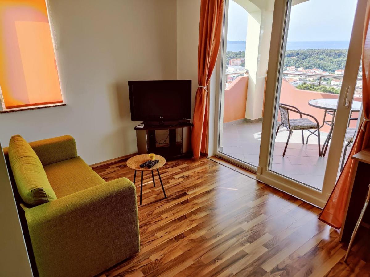 Apartments Lumar Palit Экстерьер фото