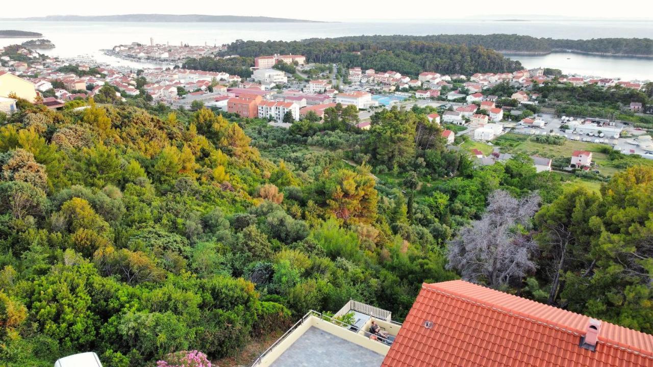 Apartments Lumar Palit Экстерьер фото